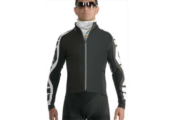 Winterjacke Assos ij Bonka regular günstig kaufen. Der